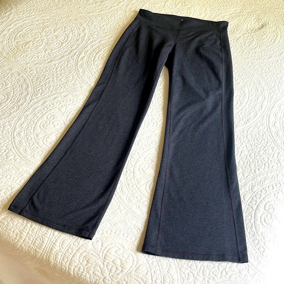 Athleta Pants & Jumpsuits Athleta Kickbooty Yoga Pants Wide Flare